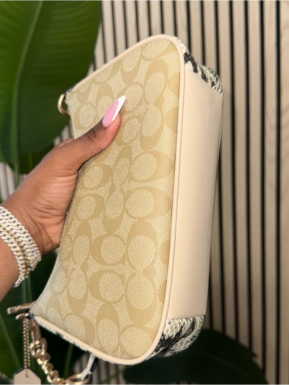 Coach Teri Shoulder Bag In Signature Canvas - Picture 8 of 10